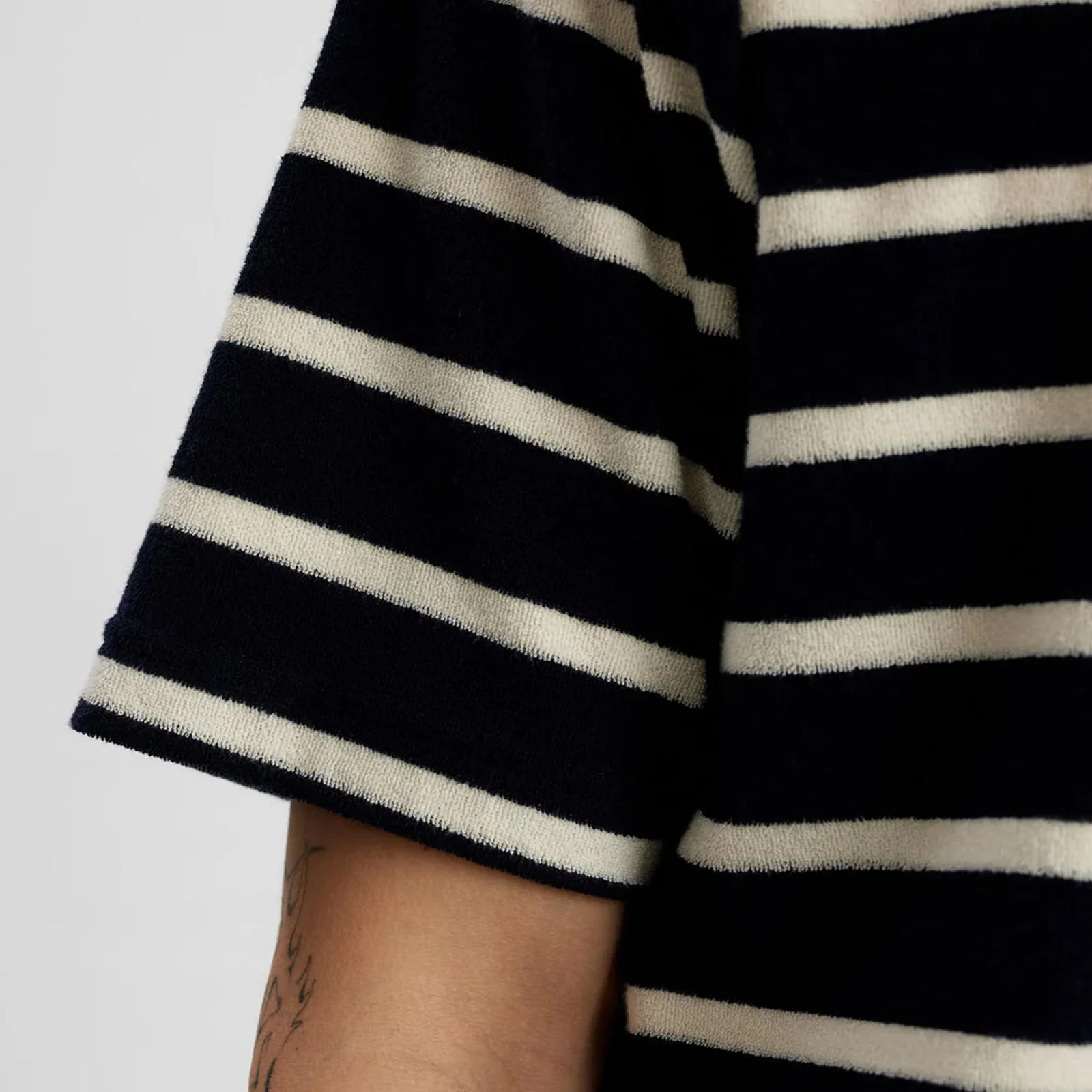 Akkikki Frotte Stripe Tee 3059 sky captain - Image 4