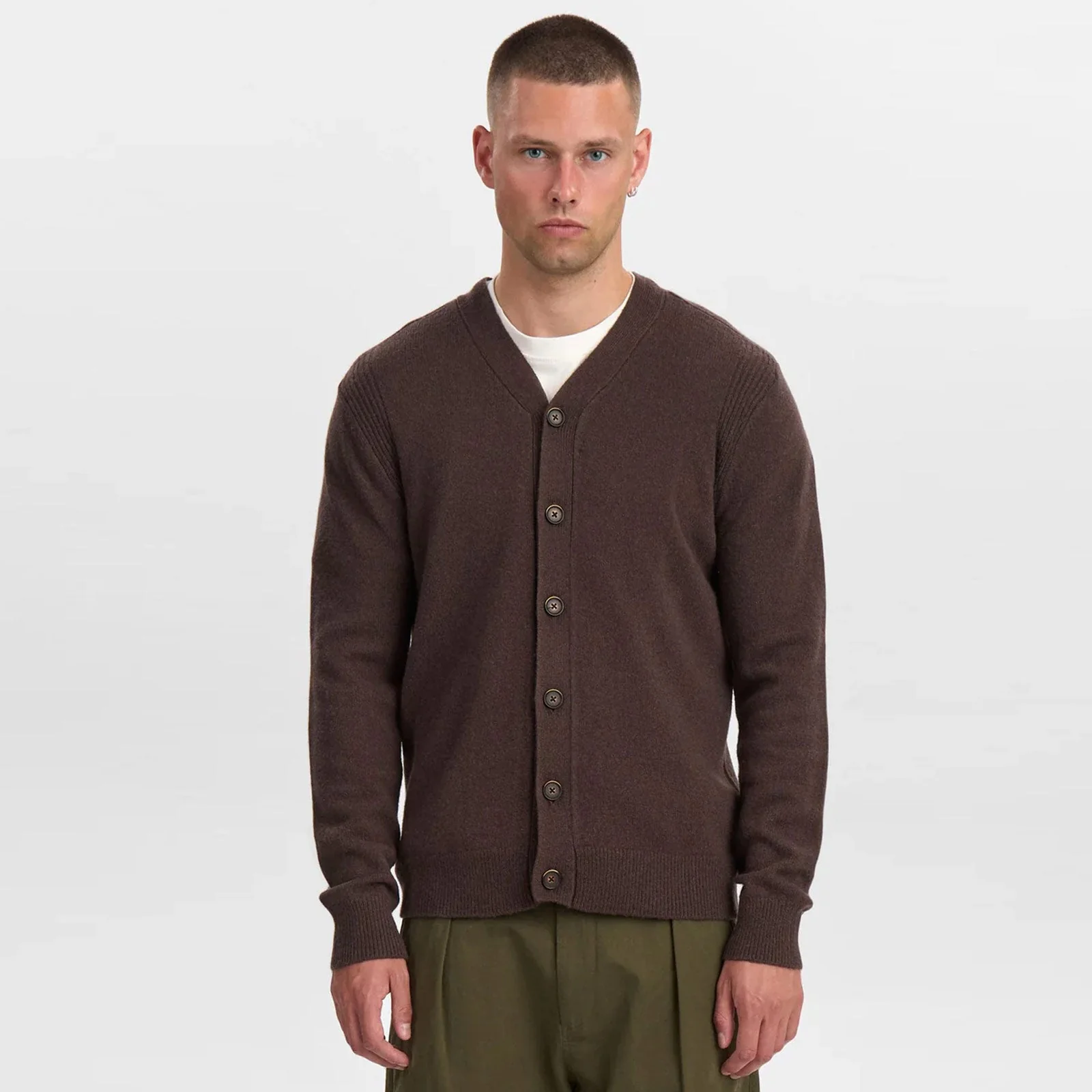 Aksvend Lambswool Cardigan mulch