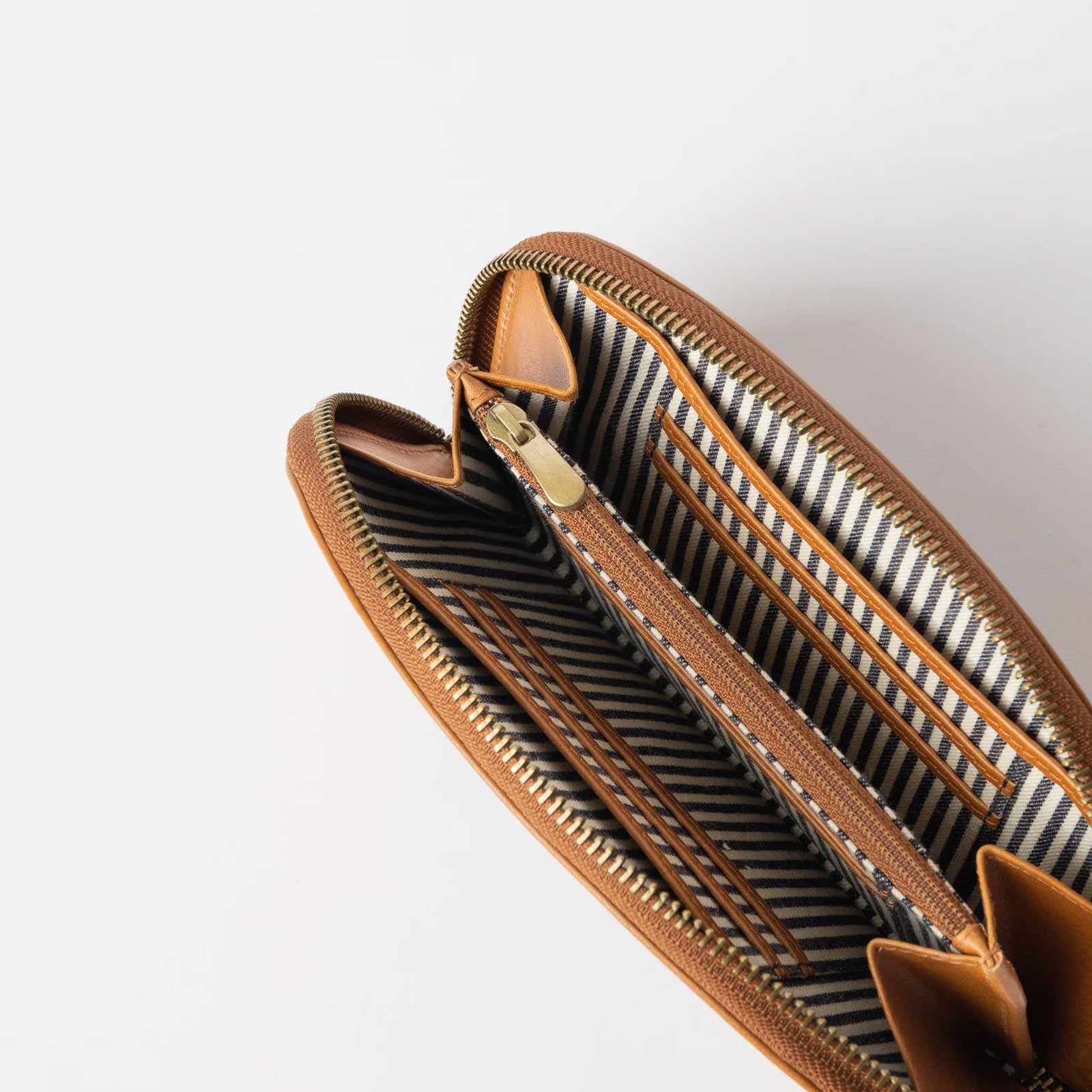 Blake Classic Leather Wallet cognac - Image 3