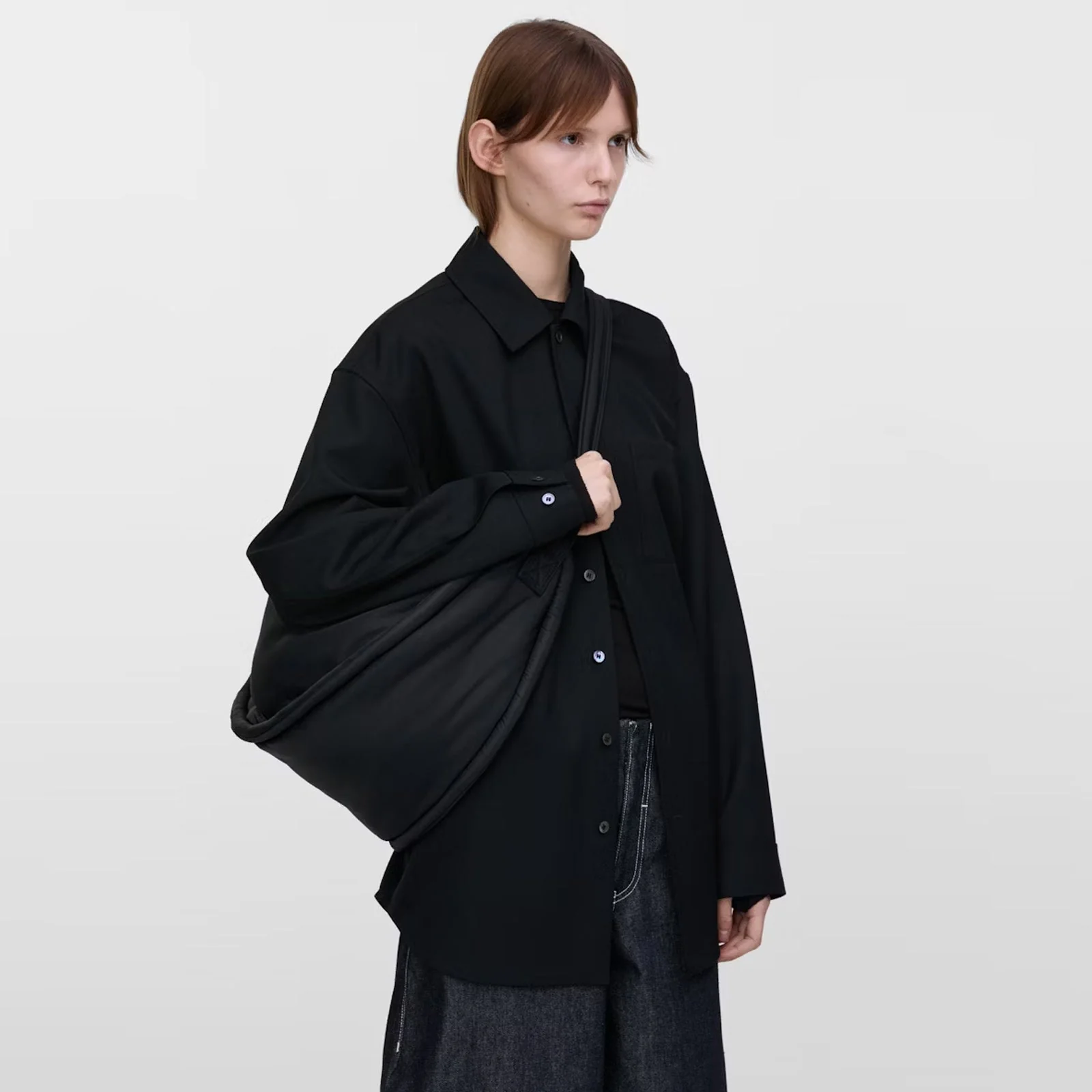 Curve Half Moon Bag black - Image 5