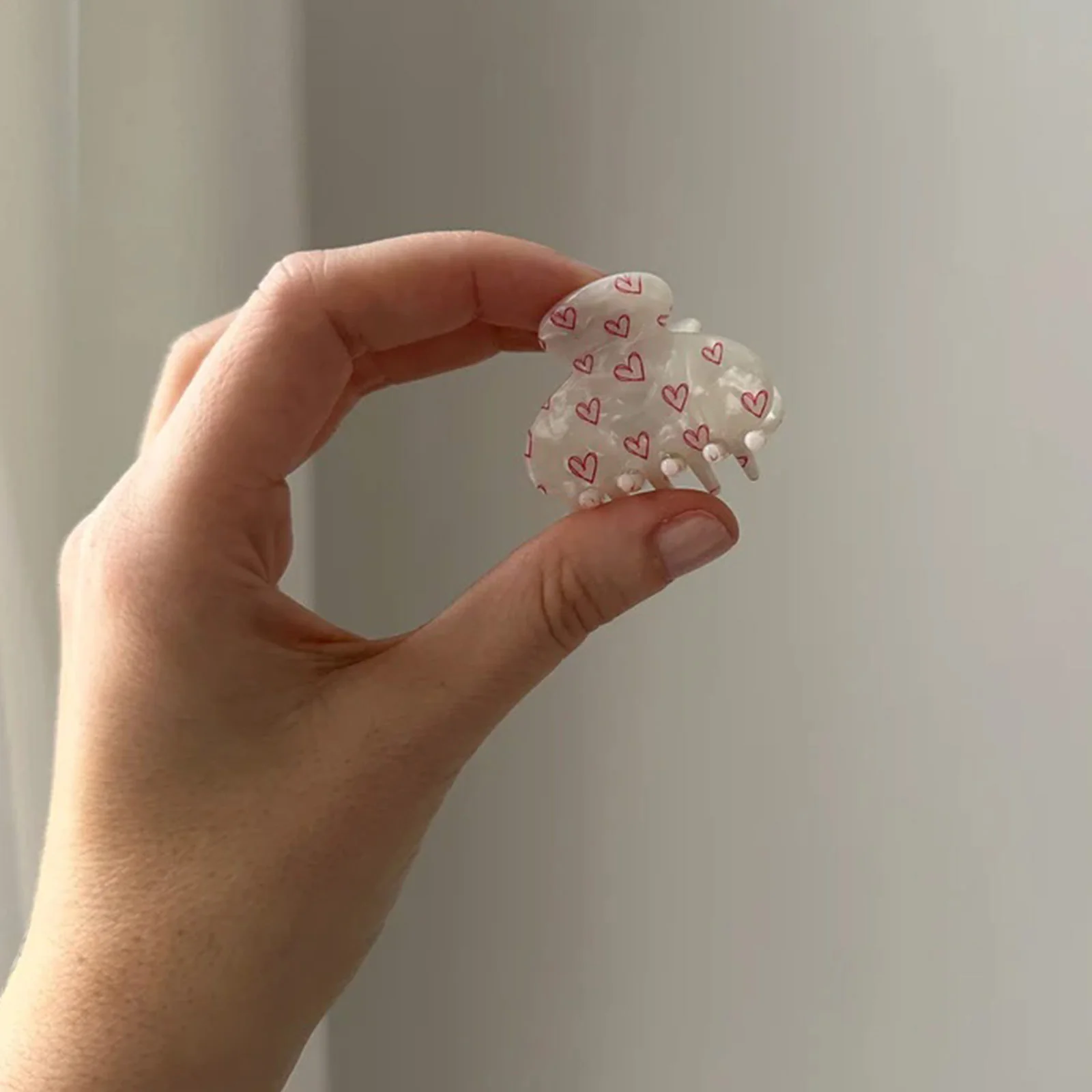 Emi Clip baby hearts