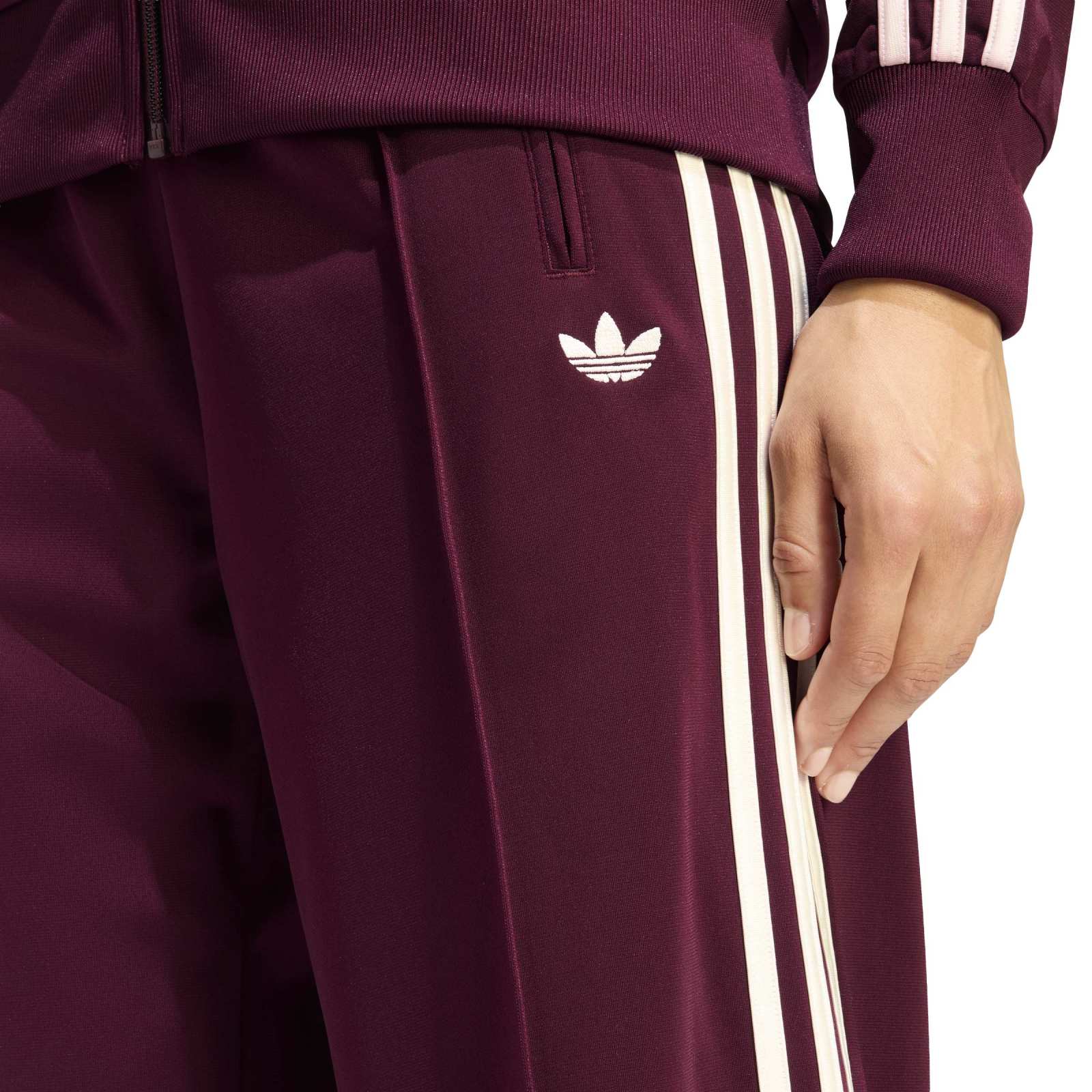 Firebird Loose Trackpant maroon/offwhite - Image 5