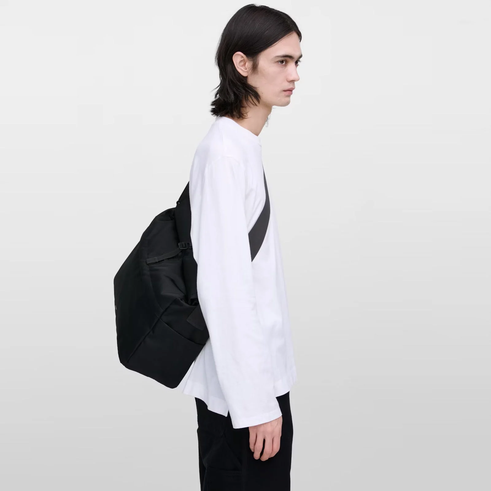 Icon Messenger Bag black - Image 6