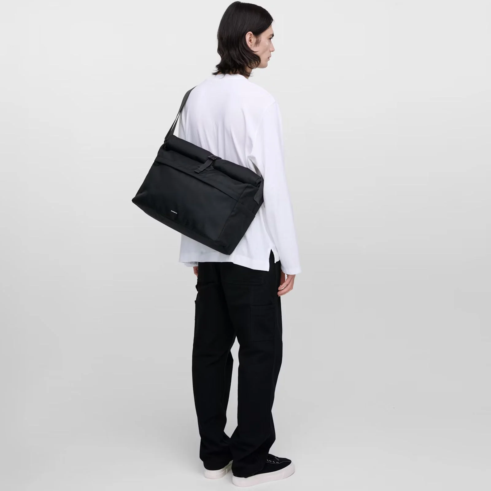 Icon Messenger Bag black - Image 7