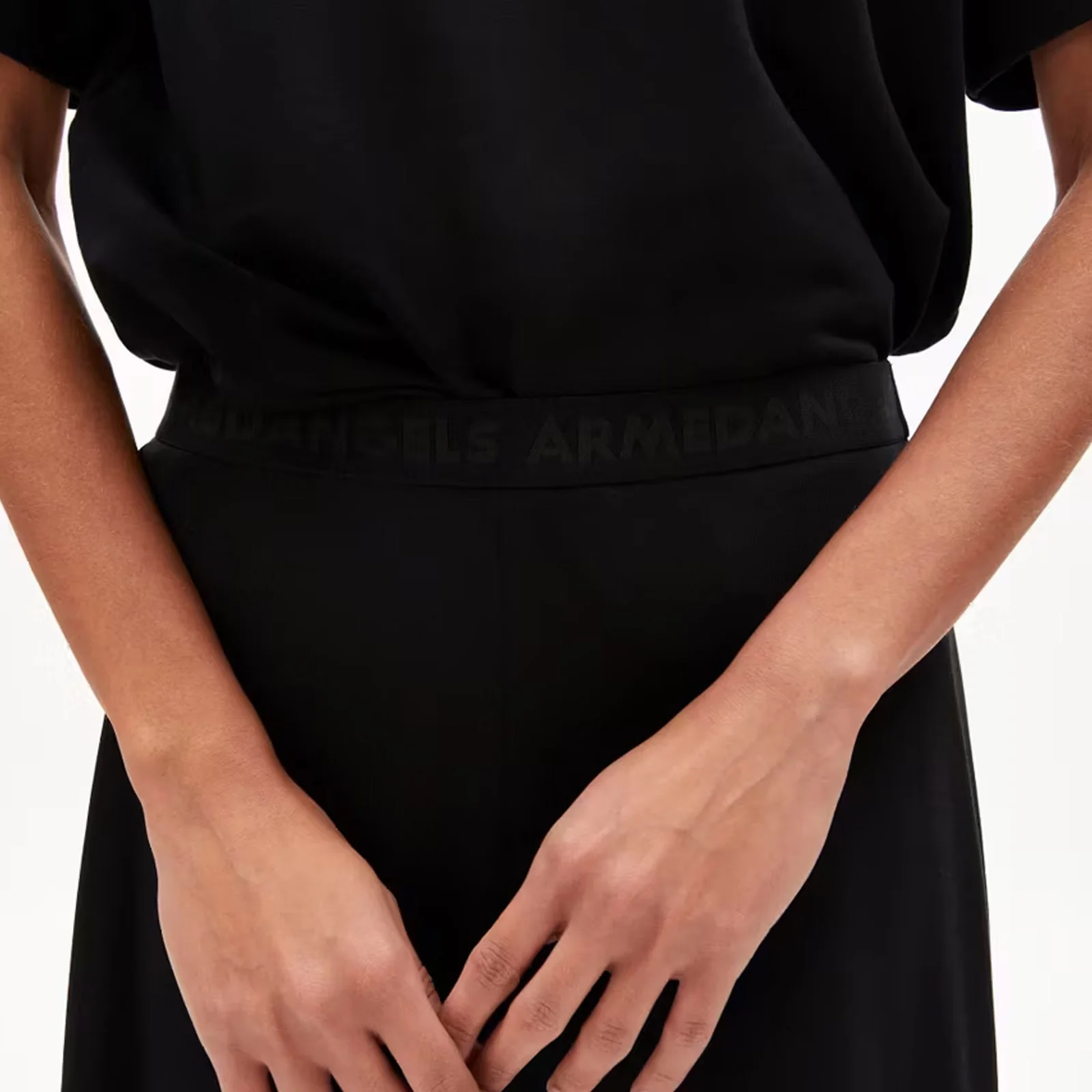 Ileniaa Laraa Skirt black - Image 4