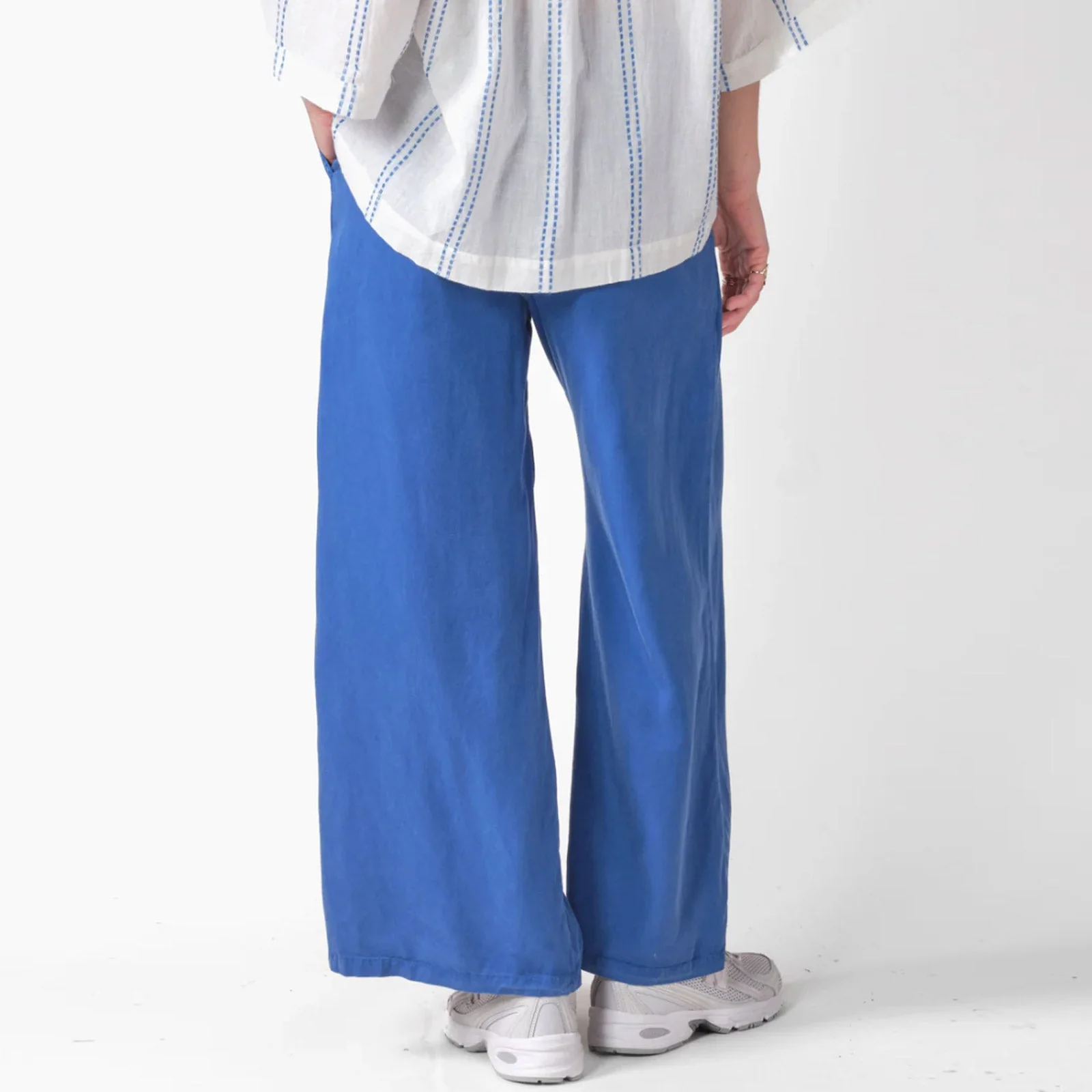 Kaja Lyocell Pants surf blue - Image 3