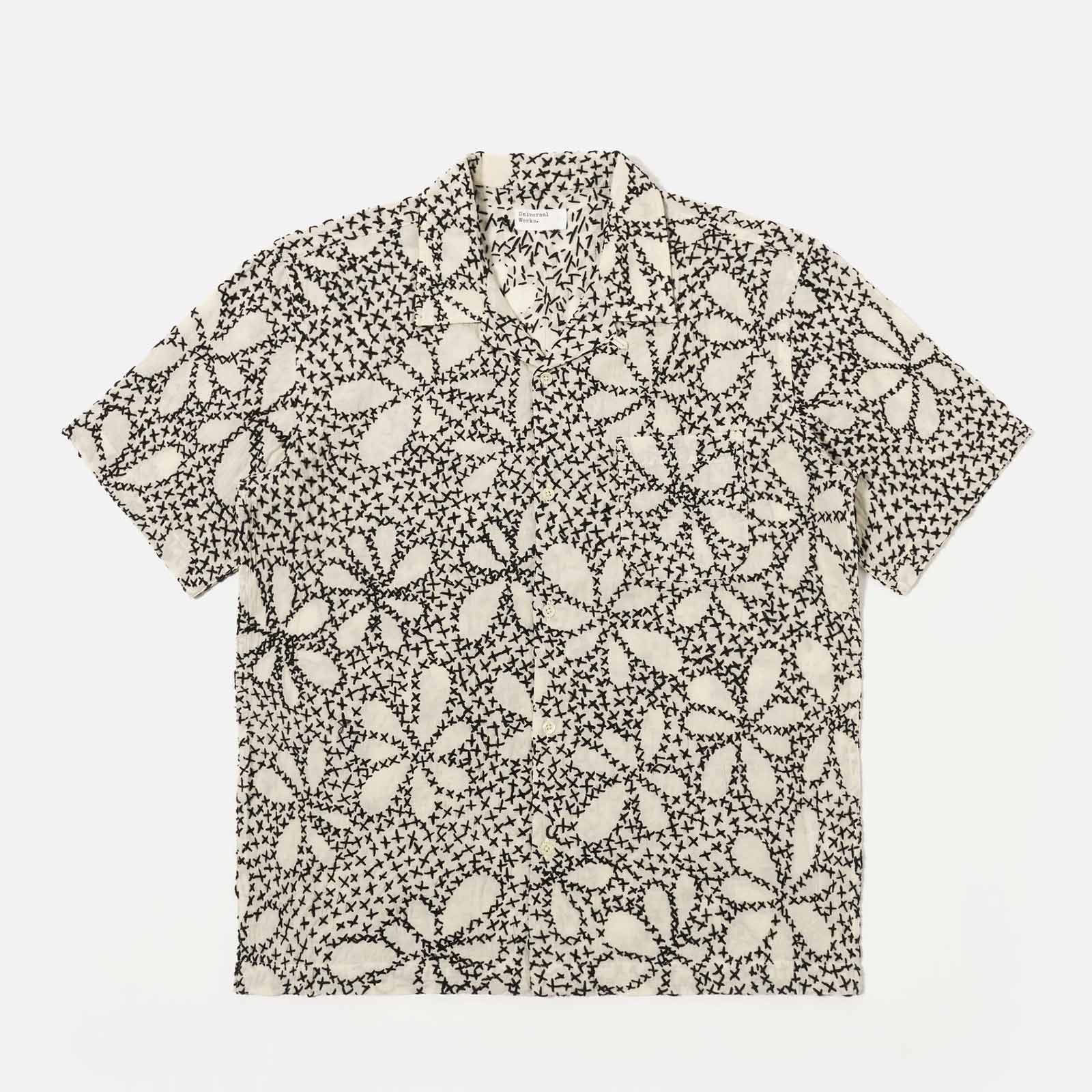 Kantha Flower Road Trip Shirt ecru/black - Image 3