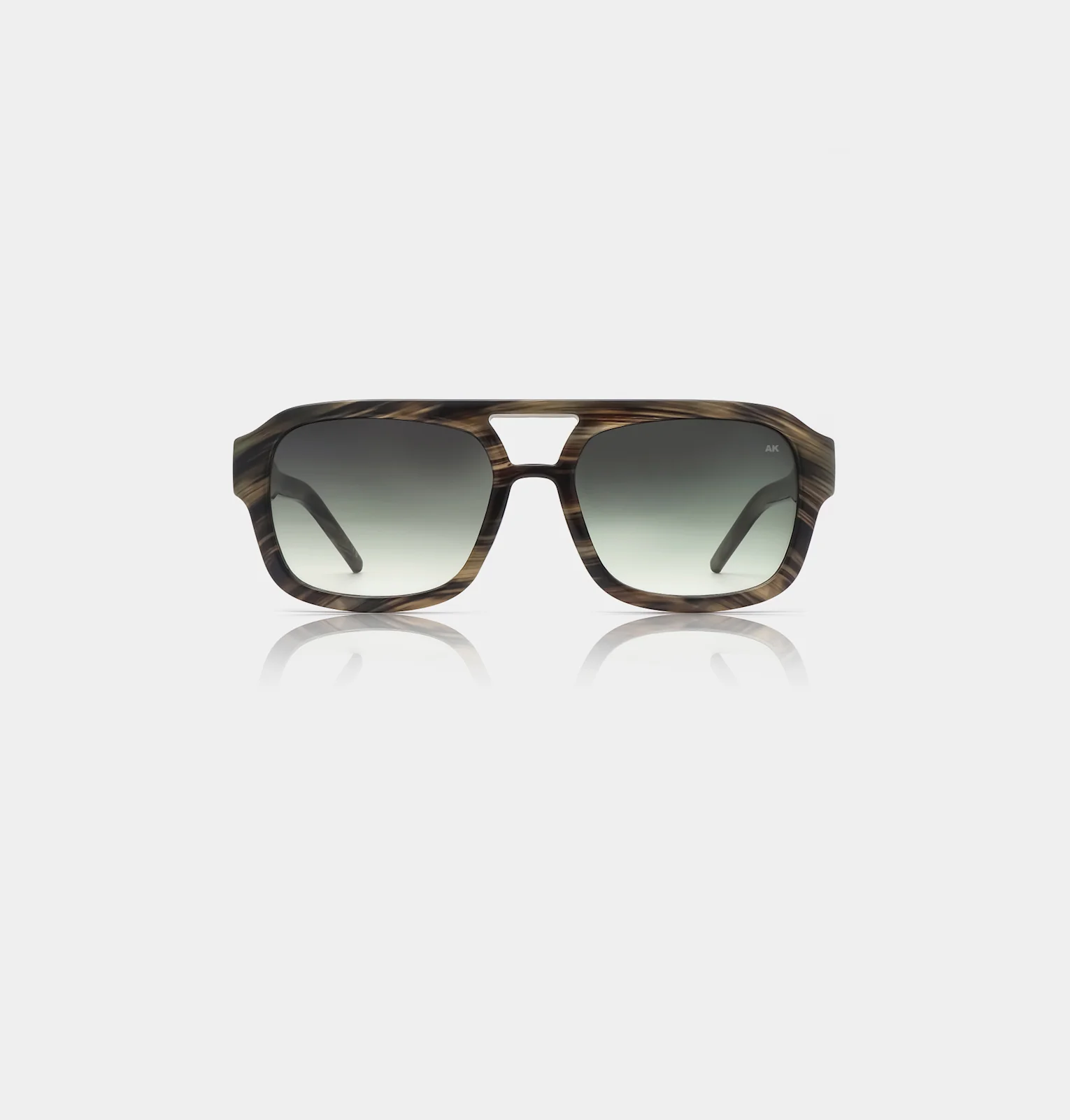 Kaya Sunglasses striped horn - Image 2