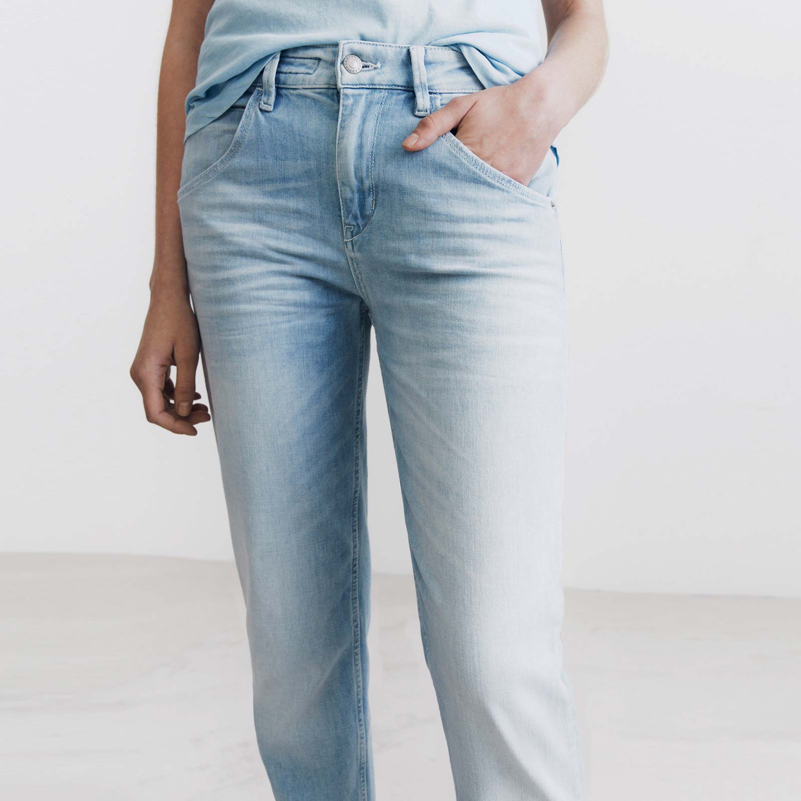 Like Jeans lightest blue - Image 2