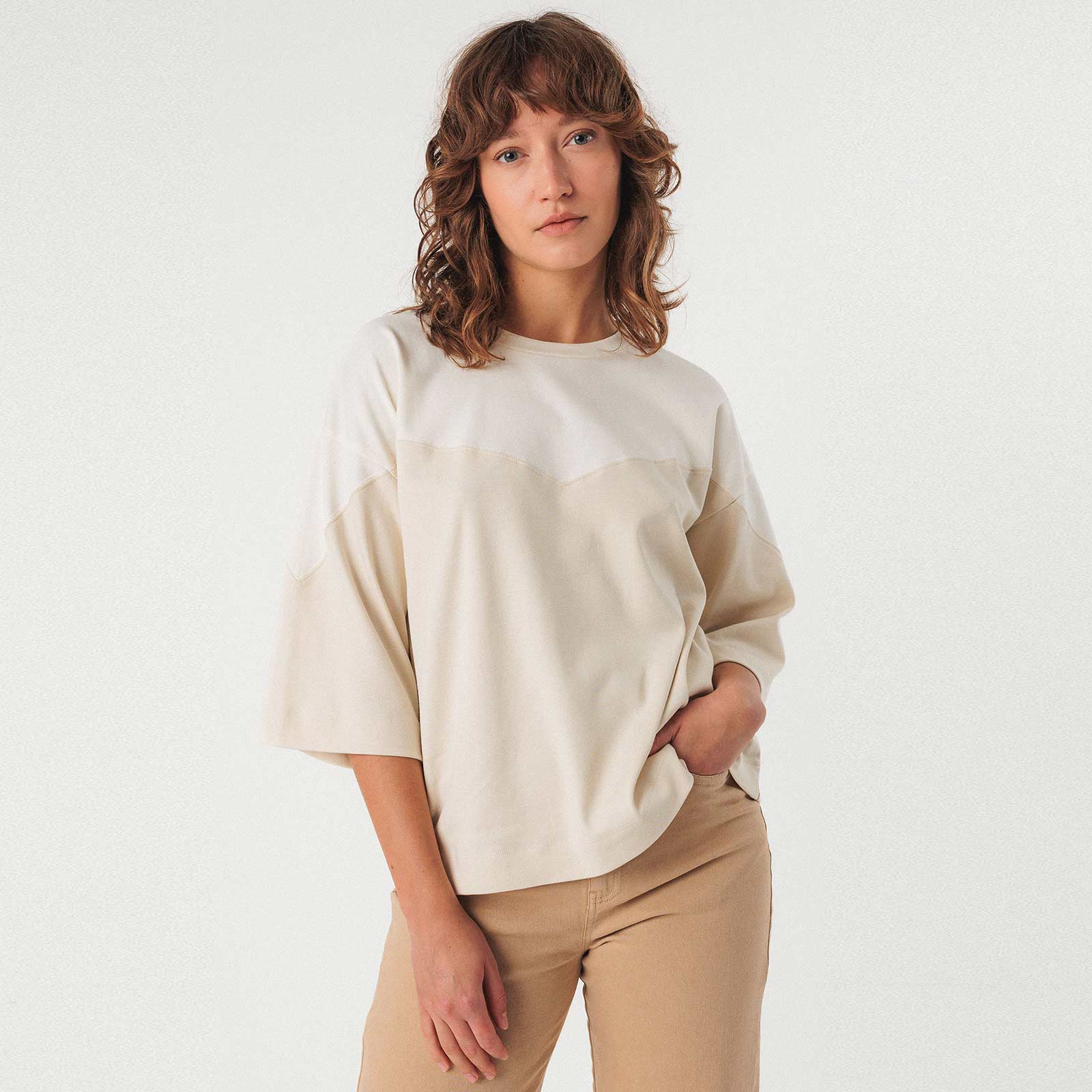 Milia Tee cream