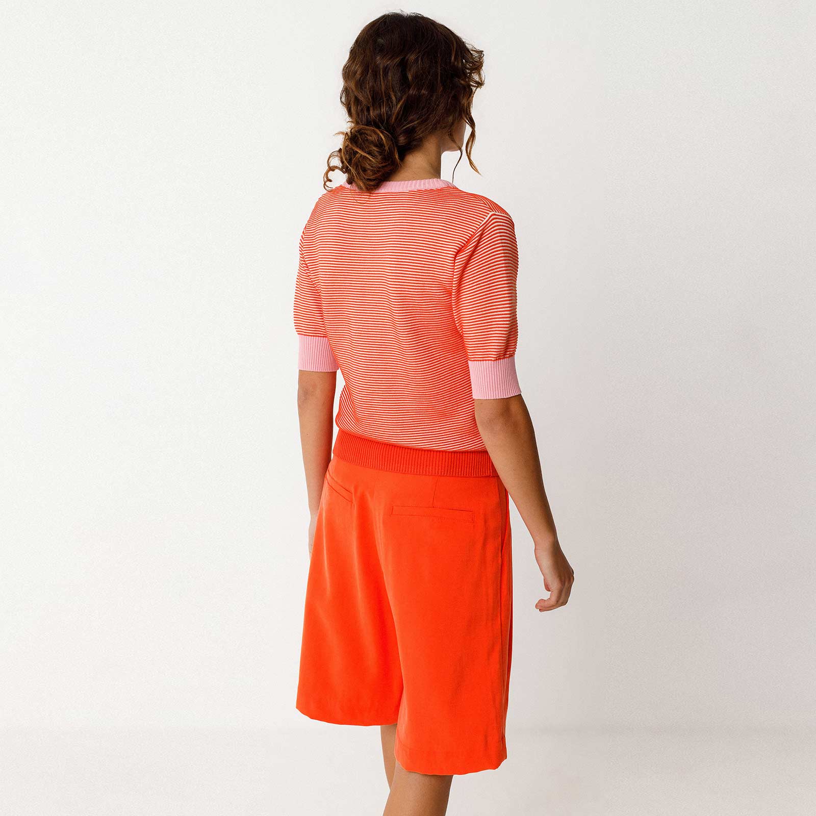 Muike Sweater orange - Image 2