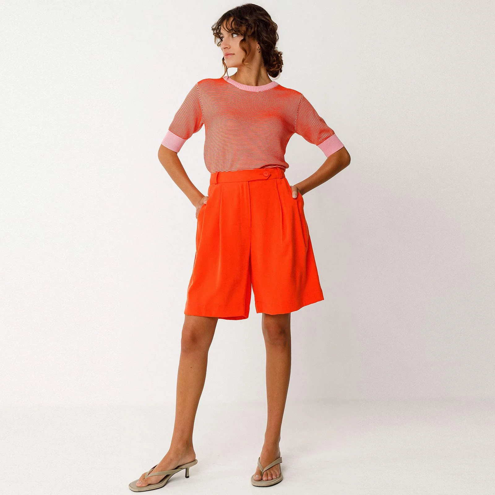 Muike Sweater orange - Image 3