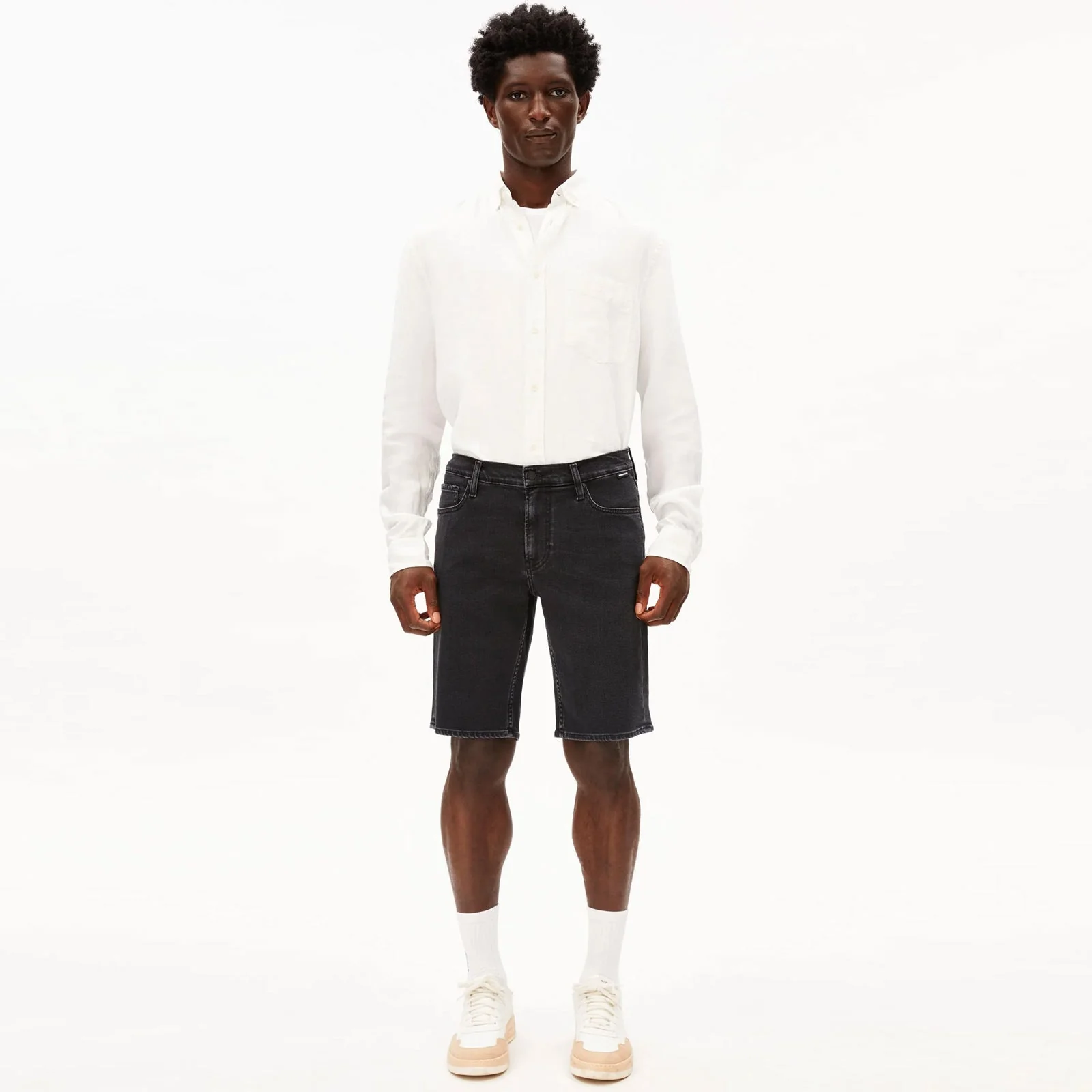 Naailo Denim Short black washed authentic - Image 3
