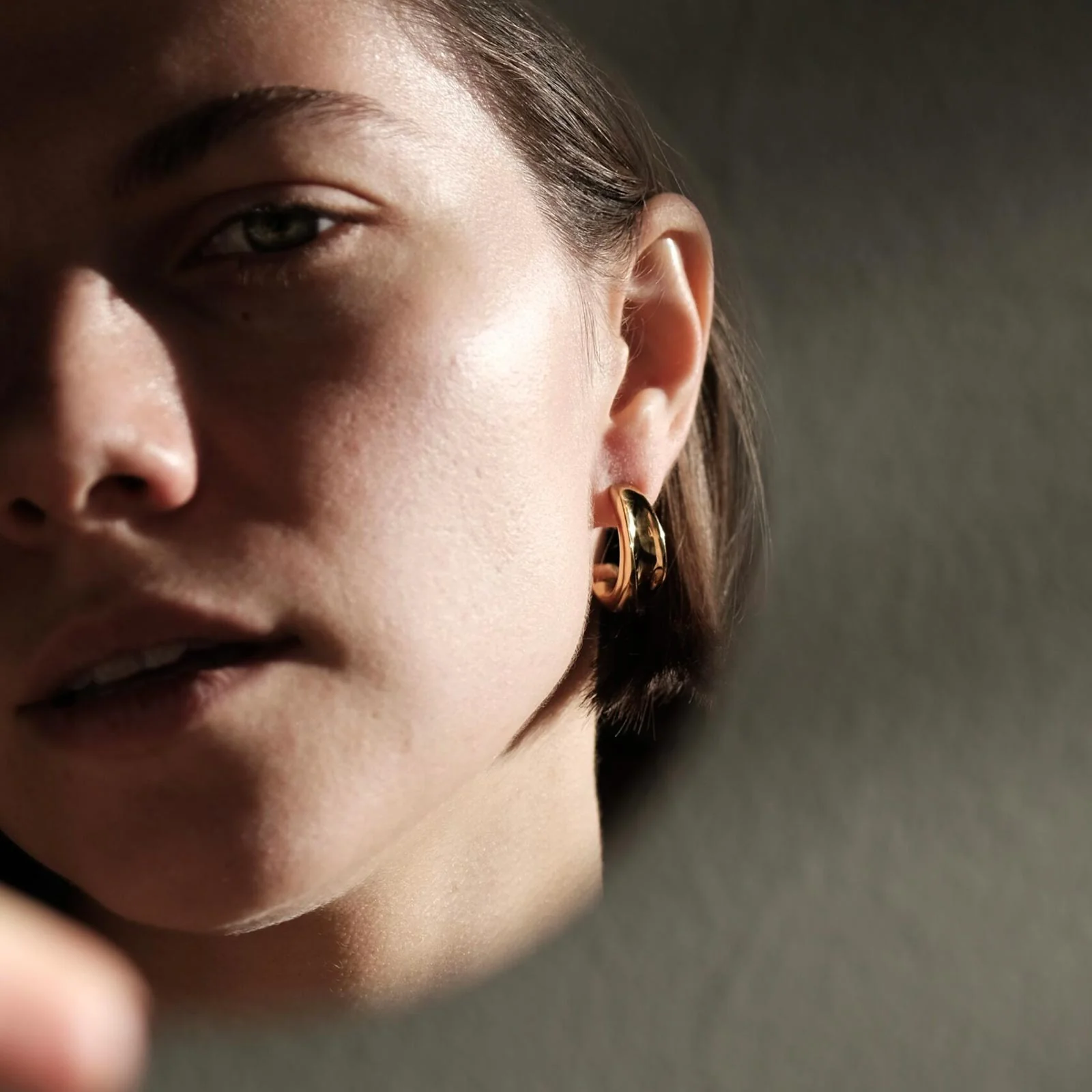 Onda Earrings gold - Image 4