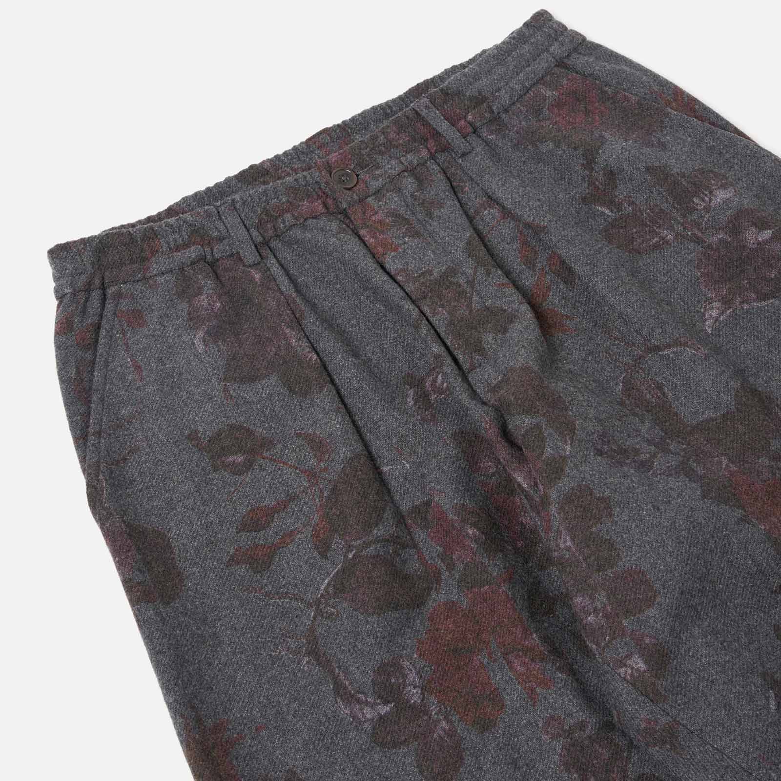 Pleated Track Pant Printed Flannel mid grey - Image 3