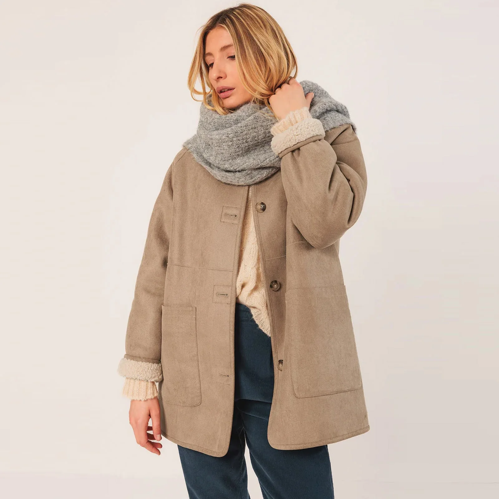 Reversible Teddy Jacket arena - Image 3