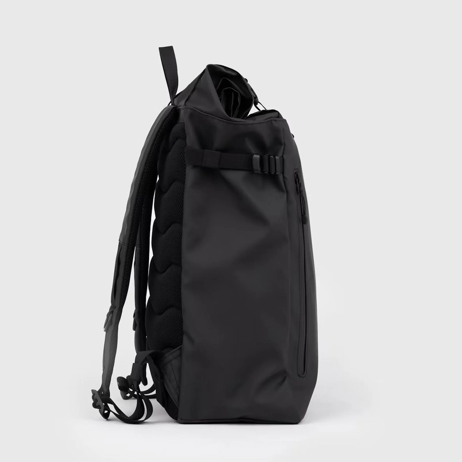 Stream Slim Rolltop Backpack L black - Image 6