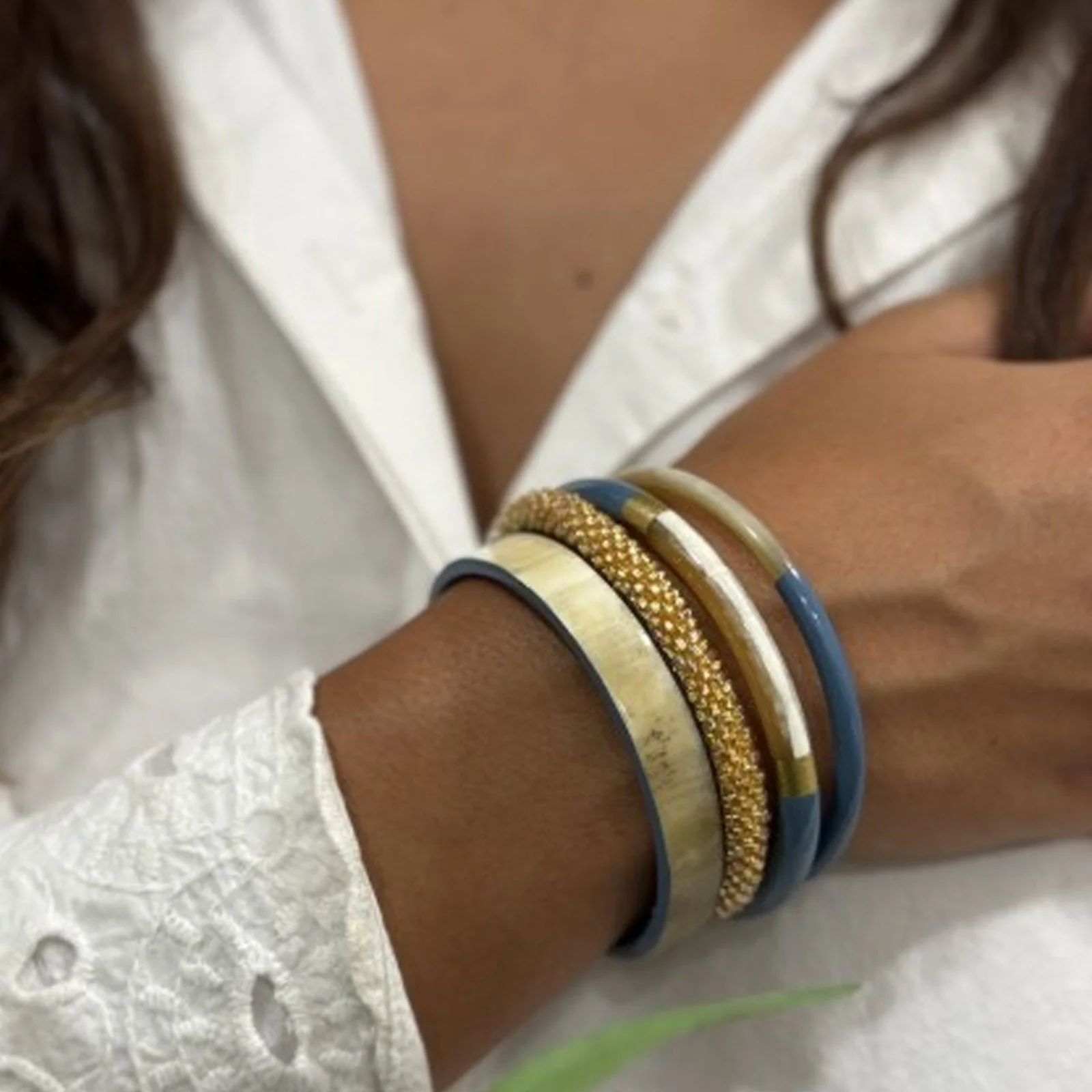 Thin Buffle Horn Bracelet bleu canard C65 - Image 2