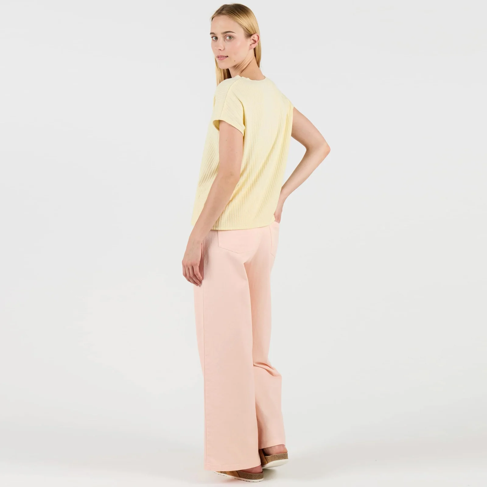 WeLola Vest yellow - Image 2