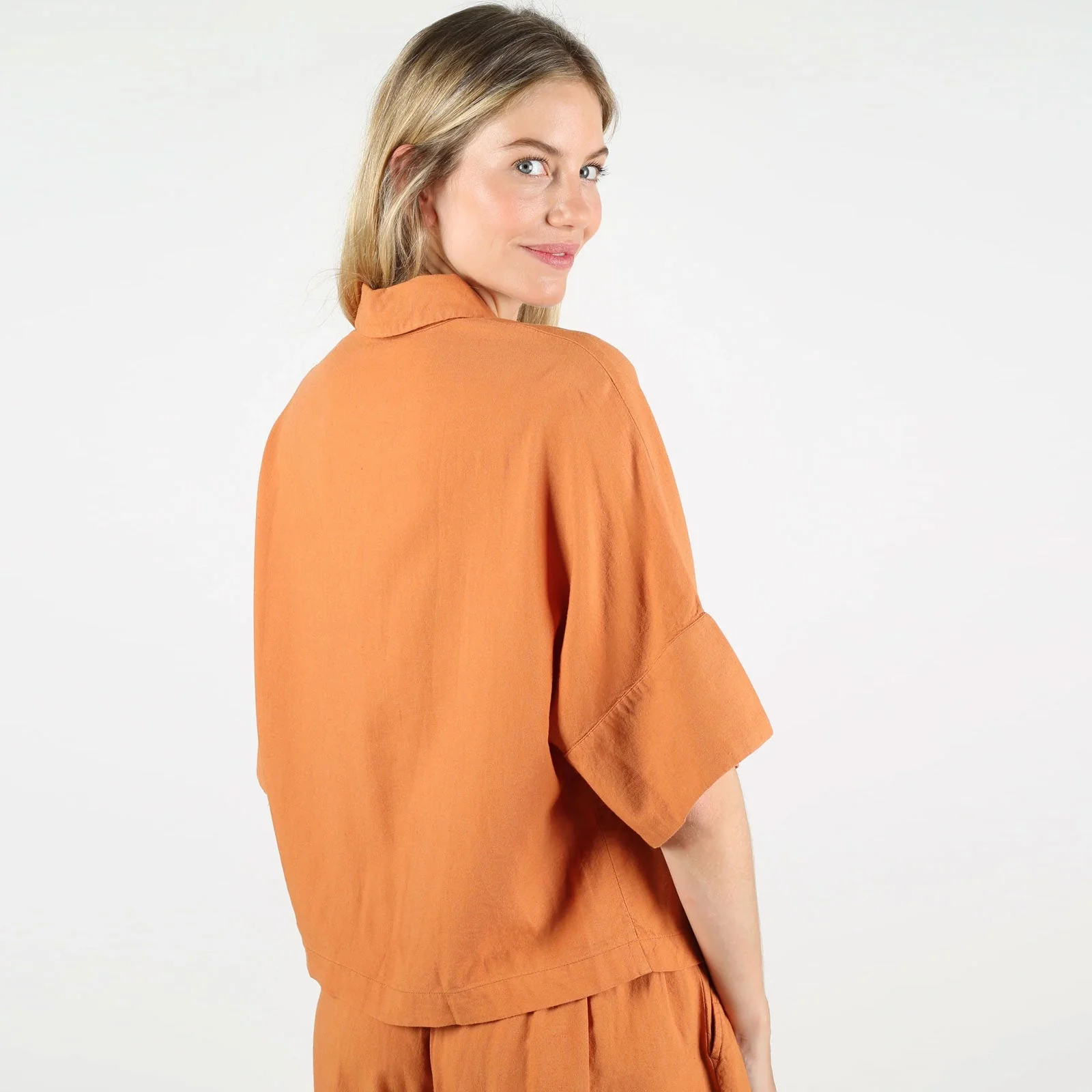 WeSara Linen Shirt terracotta - Image 3