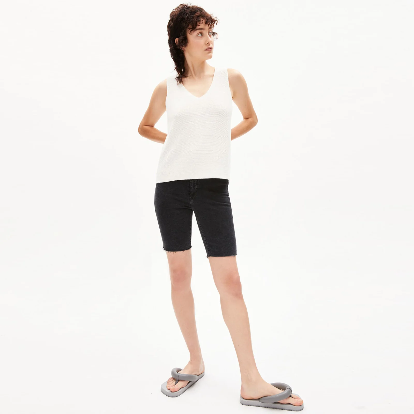 Wilmaa Vest offwhite - Image 2