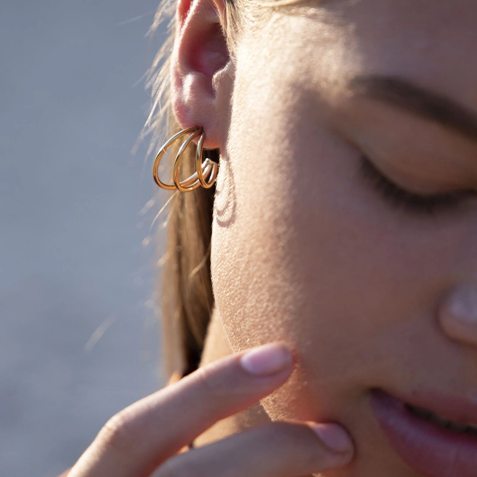 Wire Earrings gold - Image 2